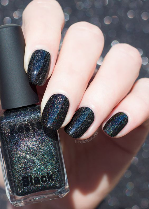 Wear Nail Lacquer in Black Velvet